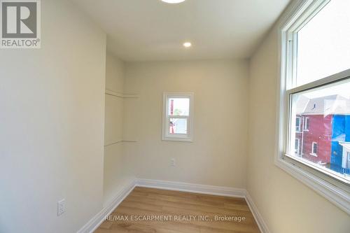 126 Evans Street, Hamilton (Landsdale), ON - Indoor Photo Showing Other Room