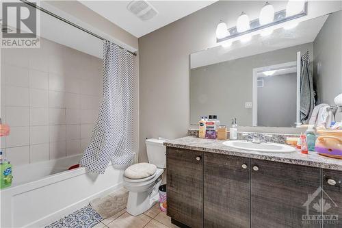 3560 River Run Avenue, Ottawa, ON - Indoor Photo Showing Bathroom