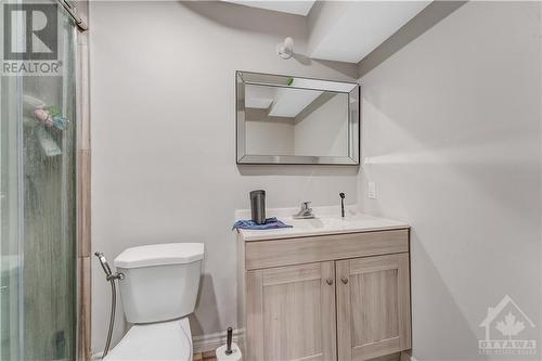 3560 River Run Avenue, Ottawa, ON - Indoor Photo Showing Bathroom