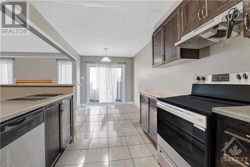 3560 River Run Avenue, Ottawa, ON - Indoor Photo Showing Kitchen