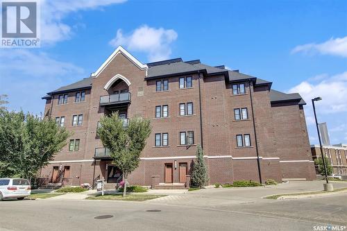 402 1515 Anson Road, Regina, SK - Outdoor With Facade