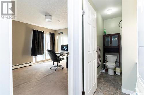 303 423 4Th Avenue N, Saskatoon, SK - Indoor Photo Showing Bathroom