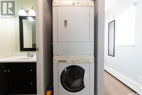 303 423 4Th Avenue N, Saskatoon, SK - Indoor Photo Showing Laundry Room