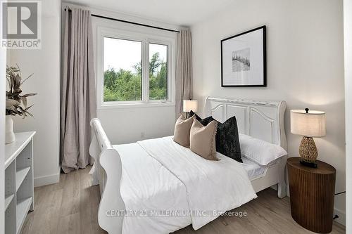 105 - 16 Beckwith Lane, Blue Mountains (Blue Mountain Resort Area), ON - Indoor Photo Showing Bedroom