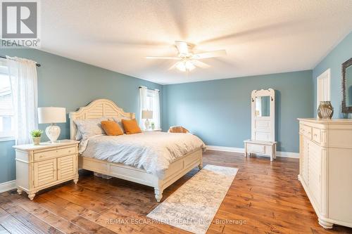 194 Nisbet Boulevard, Hamilton, ON - Indoor Photo Showing Bedroom