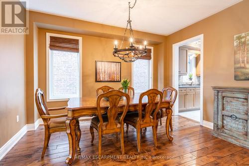 194 Nisbet Boulevard, Hamilton (Waterdown), ON - Indoor Photo Showing Dining Room