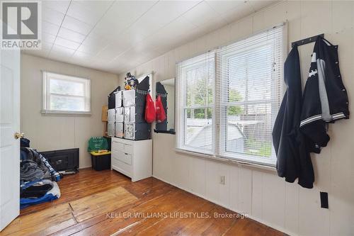 356 Exmouth Street, Sarnia, ON - Indoor Photo Showing Other Room