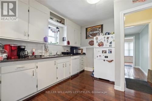 356 Exmouth Street, Sarnia, ON - Indoor Photo Showing Kitchen