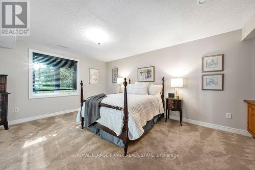 11 Cawkers Cove Road, Scugog (Port Perry), ON - Indoor Photo Showing Bedroom