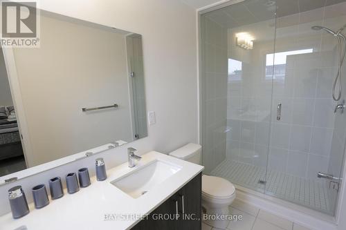 11 Ingersoll Lane, Richmond Hill, ON - Indoor Photo Showing Bathroom