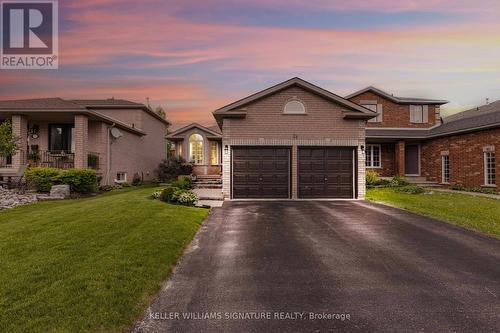 21 Logan Court, Barrie (Holly), ON - Outdoor With Facade