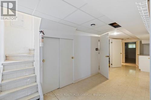 377 Bartos Drive, Oakville, ON - Indoor Photo Showing Other Room