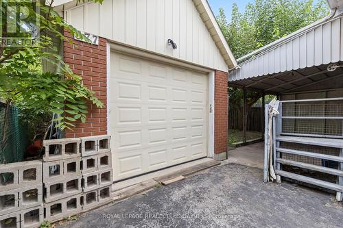 377 Bartos Drive, Oakville, ON - Outdoor With Exterior