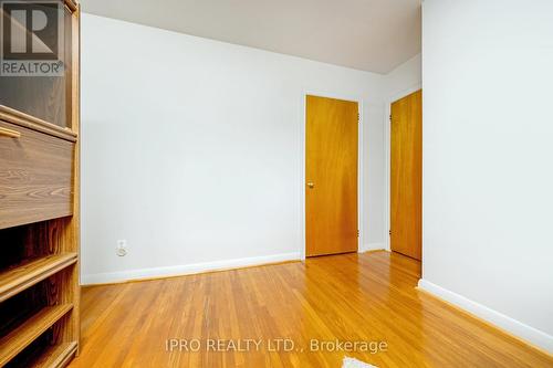 16 Langstone Crescent, Halton Hills, ON - Indoor Photo Showing Other Room