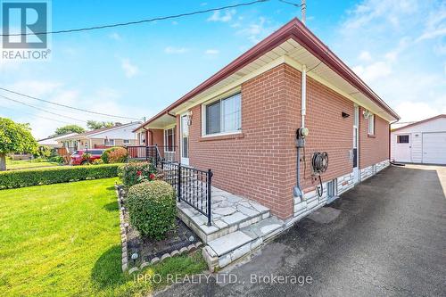 16 Langstone Crescent, Halton Hills, ON - Outdoor With Exterior