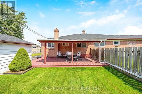 16 Langstone Crescent, Halton Hills, ON - Outdoor With Deck Patio Veranda