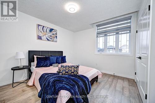 352 Chokecherry Crescent, Waterloo, ON - Indoor Photo Showing Bedroom