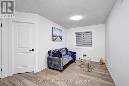 352 Chokecherry Crescent, Waterloo, ON - Indoor