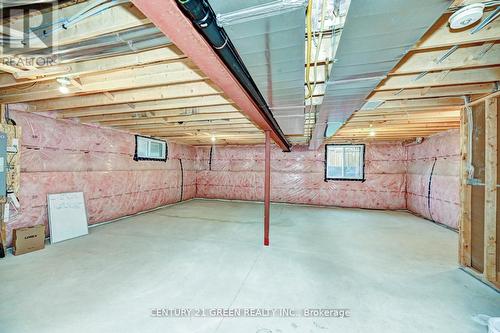 352 Chokecherry Crescent, Waterloo, ON - Indoor Photo Showing Other Room