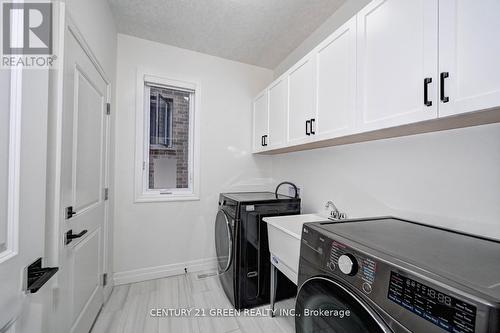 352 Chokecherry Crescent, Waterloo, ON - Indoor Photo Showing Laundry Room