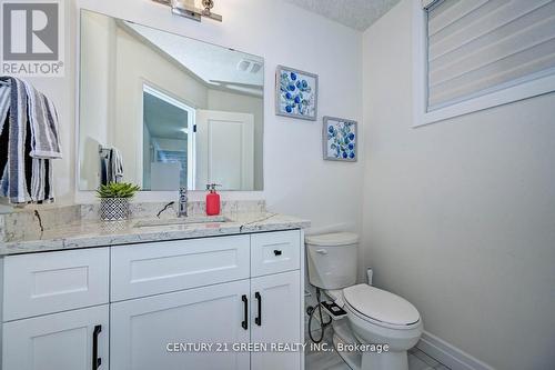 352 Chokecherry Crescent, Waterloo, ON - Indoor Photo Showing Bathroom