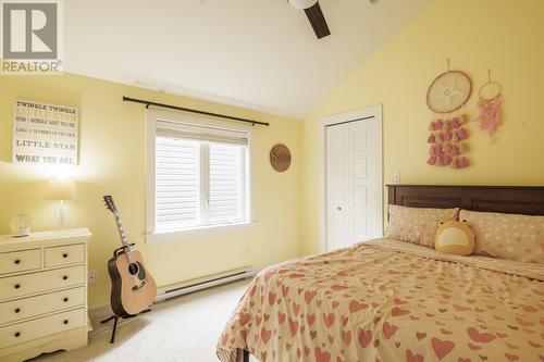 8 Dauntless Street, St. John'S, NL - Indoor Photo Showing Bedroom