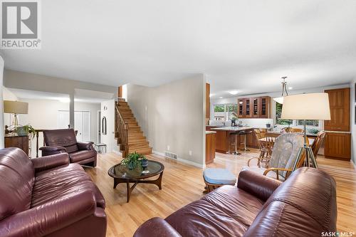 236 Lockwood Road, Regina, SK - Indoor Photo Showing Living Room