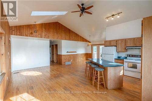 22225 Binette Road, North Glengarry, ON - Indoor Photo Showing Kitchen