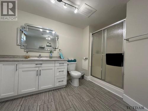 509 Tonelli St, Timmins, ON - Indoor Photo Showing Bathroom