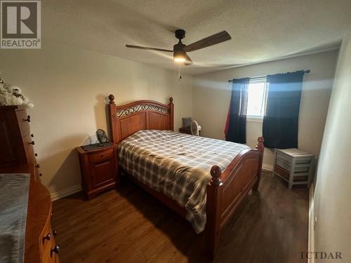 509 Tonelli St, Timmins, ON - Indoor Photo Showing Bedroom