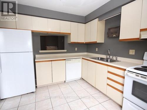 19 - 1786 Attawandaron Road, London, ON - Indoor Photo Showing Kitchen With Double Sink