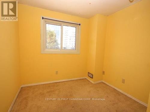 19 - 1786 Attawandaron Road, London, ON - Indoor Photo Showing Other Room