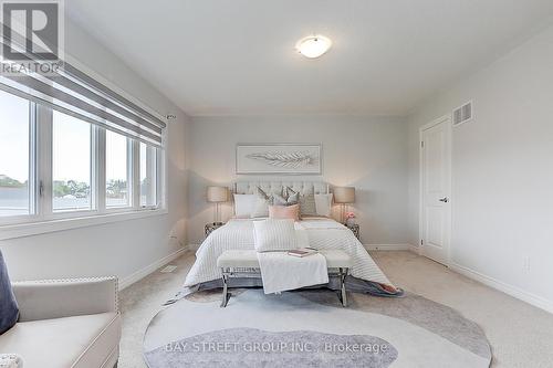 37 Bill Guy Drive, Georgina, ON - Indoor Photo Showing Bedroom