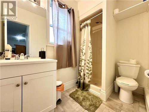 62 Lakeshore Drive, North Bay, ON - Indoor Photo Showing Bathroom