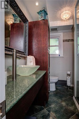 344 Wellington Heights, Greater Sudbury, ON - Indoor Photo Showing Bathroom