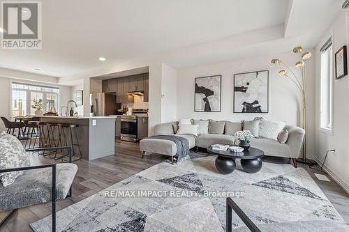 75 Bavin Street, Clarington (Bowmanville), ON - Indoor Photo Showing Living Room