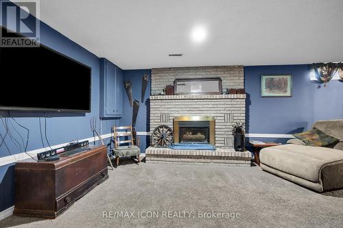 14 Farmington Drive, St. Thomas, ON - Indoor Photo Showing Living Room With Fireplace