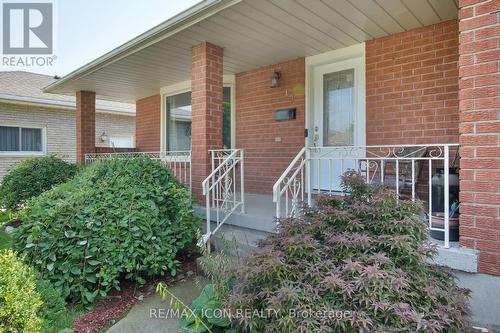 14 Farmington Drive, St. Thomas, ON - Outdoor With Exterior