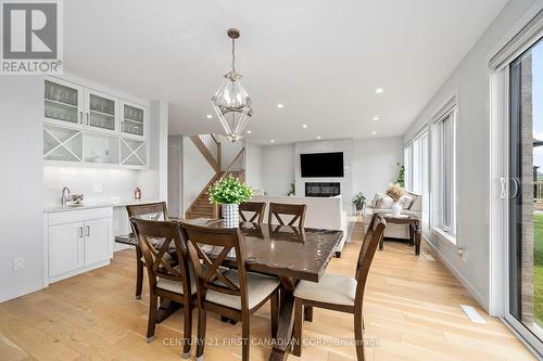 59 Wayside Lane, Southwold (Talbotville), ON - Indoor Photo Showing Dining Room