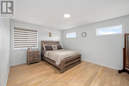 59 Wayside Lane, Southwold (Talbotville), ON - Indoor Photo Showing Bedroom