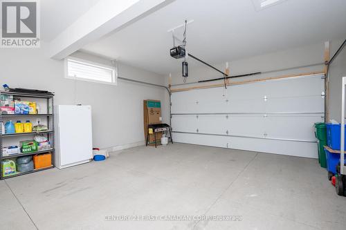 59 Wayside Lane, Southwold (Talbotville), ON - Indoor Photo Showing Garage