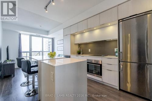 2110 - 55 Regent Park Boulevard, Toronto (Regent Park), ON - Indoor Photo Showing Kitchen With Stainless Steel Kitchen With Upgraded Kitchen