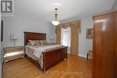 102 Manning Avenue, Toronto (Trinity-Bellwoods), ON - Indoor Photo Showing Bedroom