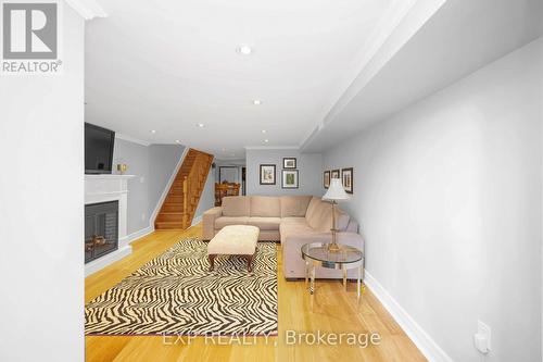 102 Manning Avenue, Toronto, ON - Indoor