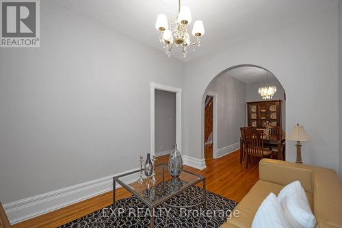 102 Manning Avenue, Toronto (Trinity-Bellwoods), ON - Indoor