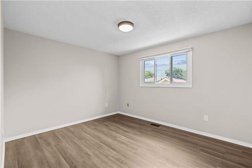 1077 Upper Sherman Avenue|Unit #Upper, Hamilton, ON - Indoor Photo Showing Other Room