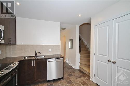 2545 Longfields Drive, Ottawa, ON - Indoor Photo Showing Kitchen With Double Sink