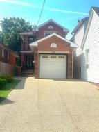 204 Picton Street E  Hamilton, ON L8L 3W9