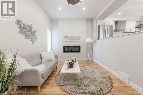 2375 3Rd Avenue E, Owen Sound, ON - Indoor Photo Showing Living Room With Fireplace