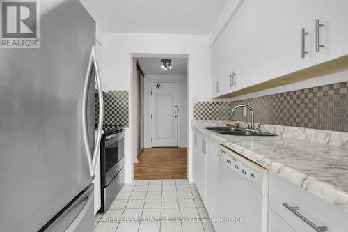 512 - 570 Proudfoot Lane, London, ON - Indoor Photo Showing Kitchen With Double Sink